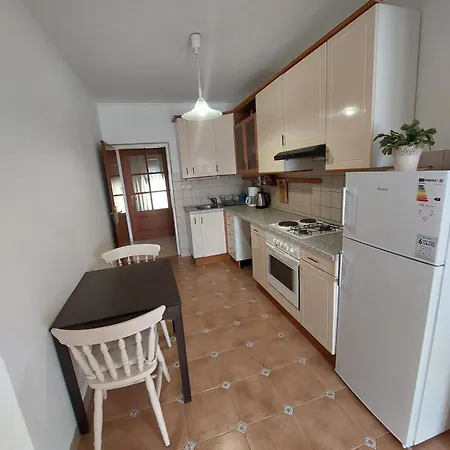Ruzica - New Renovated Apartament
