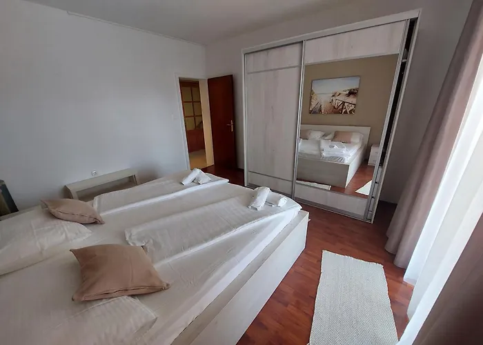 Ruzica - New Renovated 公寓 *